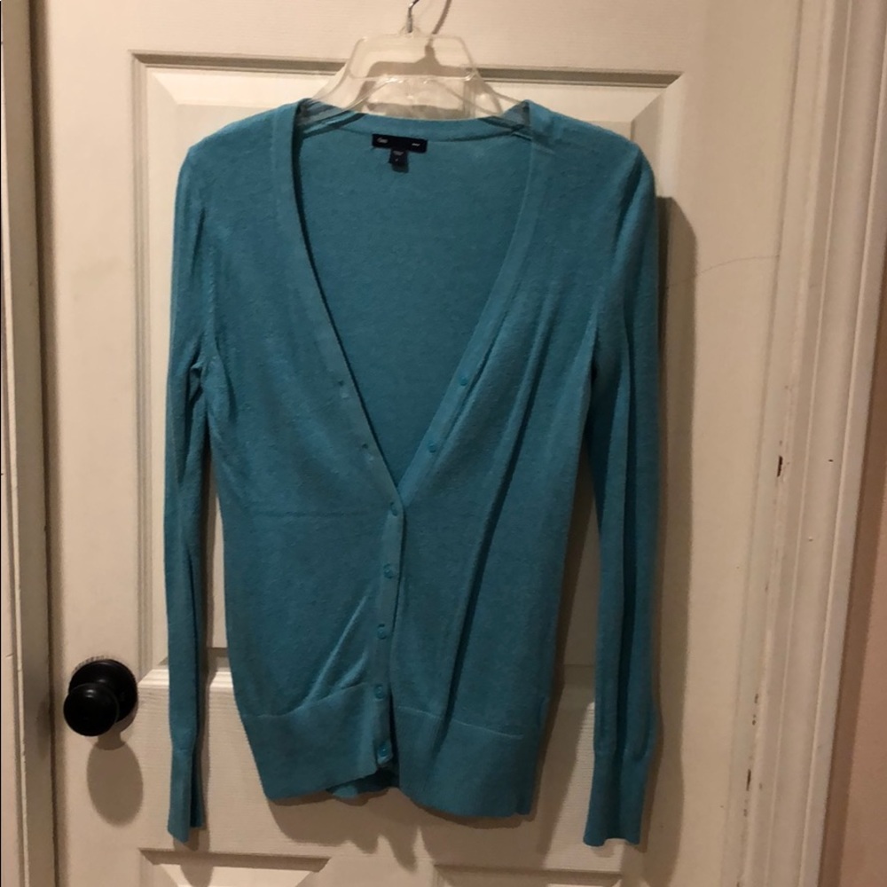 Light blue small gap cardigan